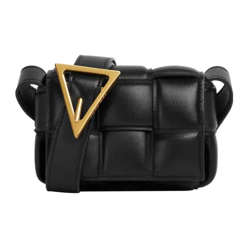 Bottega Veneta PaddedCASSETTE Овчина Сумка через плечо Мини Женская Черная