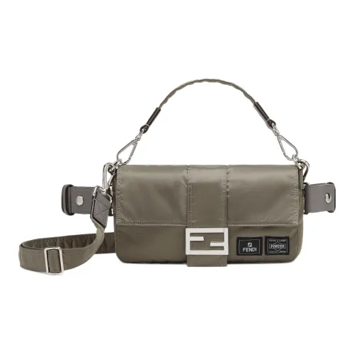 FENDI PORTER Collaboration Baguette Телячья кожа Детали