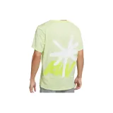 Светло-зеленый