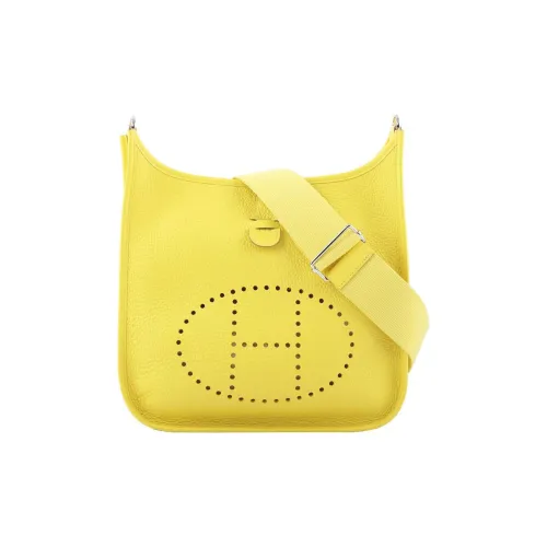 HERMES Evelyne Clemence Bullock Кожа Сумка через плечо Женские 9R Лайм Лимон