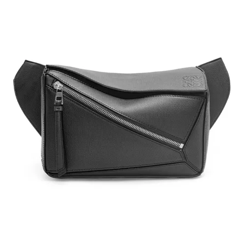 LOEWE Пазл Ромб Текстурированный Коровья кожа Бананка Маленький Мужской Черный