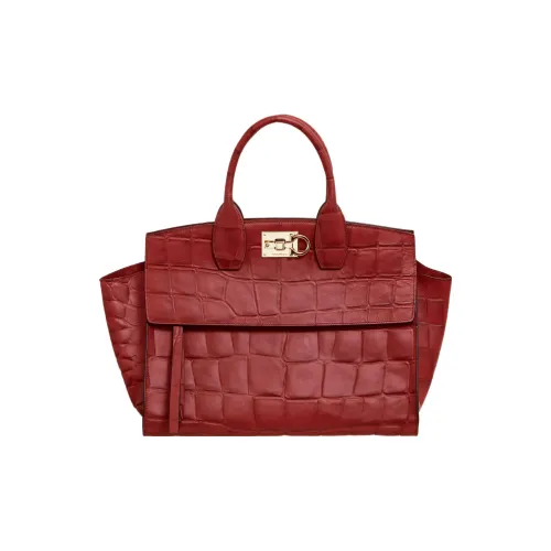 FERRAGAMO Studio Телячья кожа Сумка Большая Женская Красная