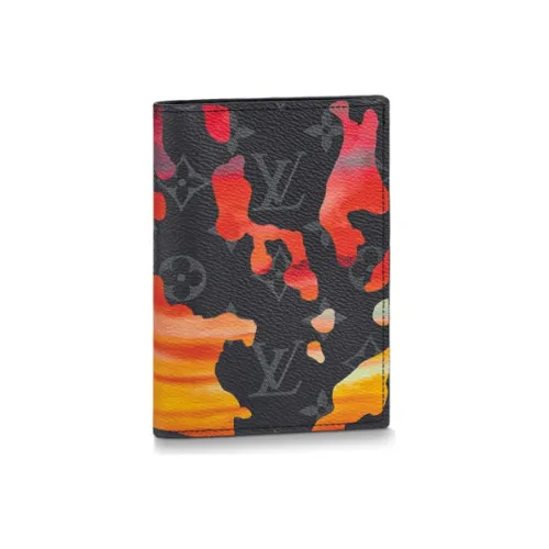 LOUIS VUITTON Покрытый холст Картхолдер Держатель для паспорта Мужской Серый Красный
