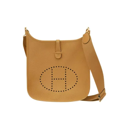 HERMES Evelyne Clemence Bullock Кожа Сумка через плечо Женская 4B Печенье Цвет печенья