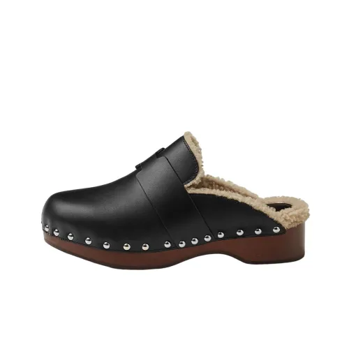 HERMES Домашние тапочки Женские Черные