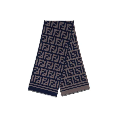 FENDI Вязаные шарфы Мужской