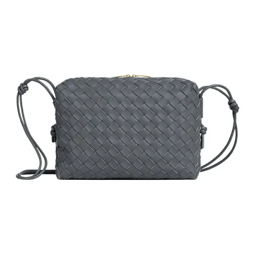 Bottega Veneta LOOP Сумки через плечо Женские