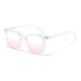 Прозрачный