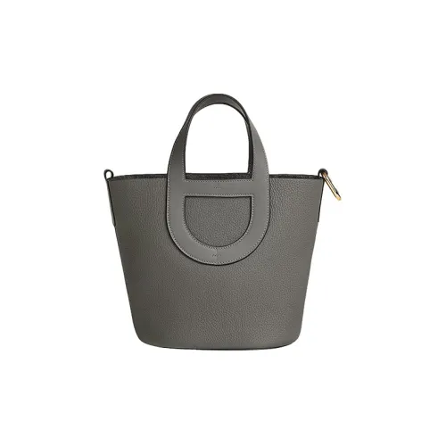 HERMES In The Loop Taurillon Clemence Bullhide с Swift кожа ведрообразная сумка женская дождевой облачный серый цвет