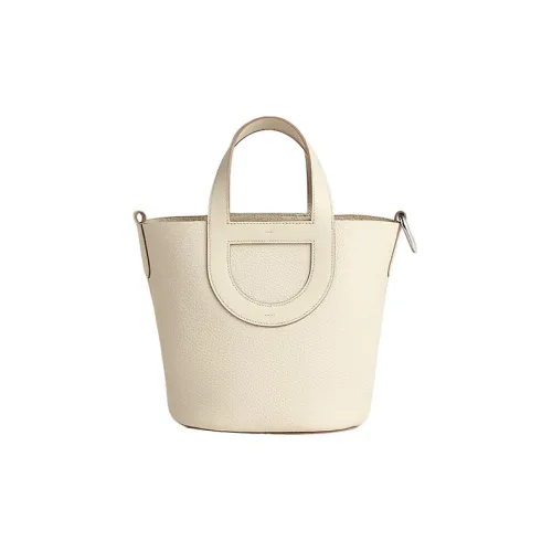 HERMES In The Loop Taurillon Clemence Bullhide с Swift Кожа Ведрообразная Сумка Стандартная Женская Кремово-белая