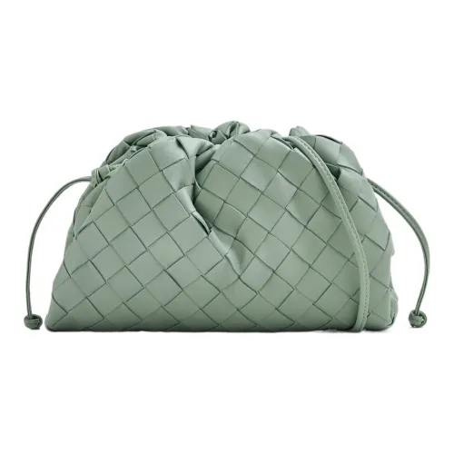 Bottega Veneta POUCH Облачная сумка Клатчи Женские