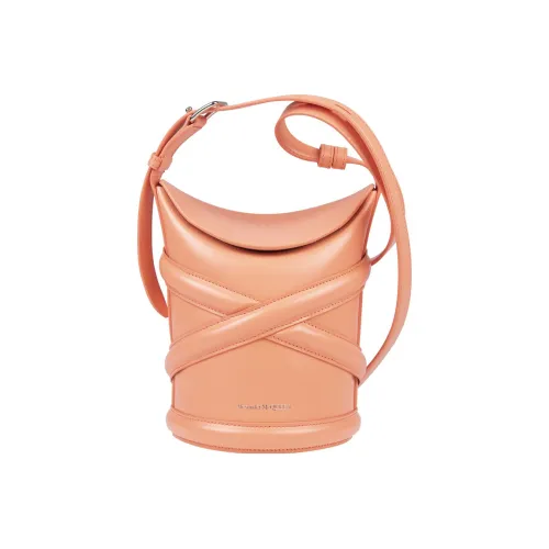 Alexander McQueen THE CURVE BAG Гладкая Телячья Кожа Ведрообразная Сумка Сумка через плечо Женская Абрикосовая
