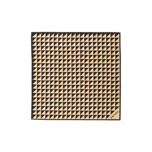 PRADA Шелковый шарф Женский Черный Золото