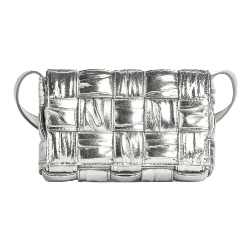 Bottega Veneta CASSETTE Сумки через плечо Женские