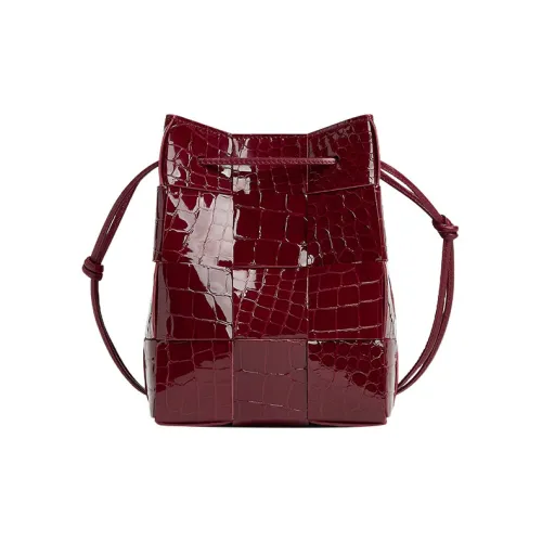 Bottega Veneta Cassette Sheepskin Bucket Bag Shoulder Bag Small Women's Cherry Red