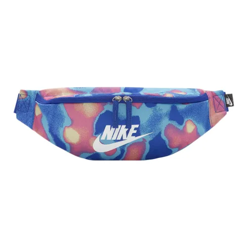 NIKE Поясные сумки Женские