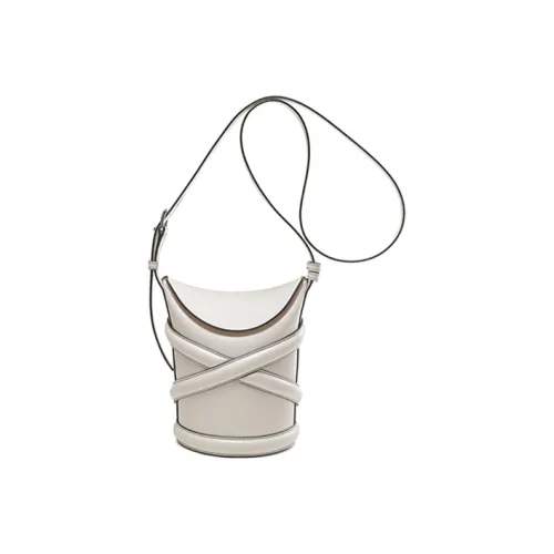 Alexander McQueen THE CURVE BAG Сумки через плечо Женские
