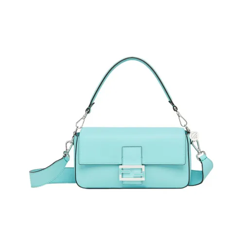 FENDI Baguette Сумки через плечо Женские