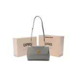 Светло-серый (в комплекте с коробкой)