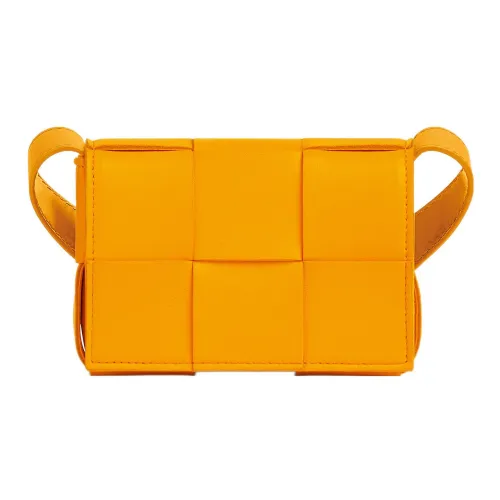 Bottega Veneta CASSETTE подушка сумка из овчины клетчатая сумка ручная сумка через плечо сумка через плечо мини женская апельсин