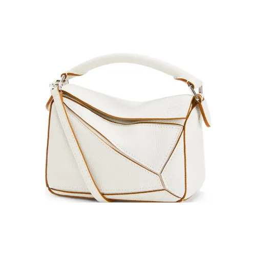 LOEWE Puzzle Клатчи Женские