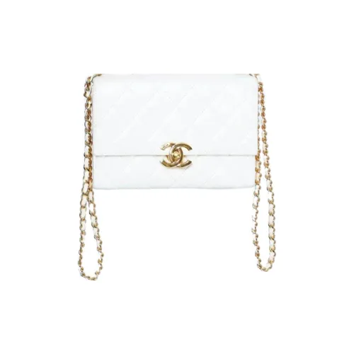 CHANEL 21K Winter Овчина Курьерская сумка Сумка Сумка через плечо Сумка через плечо Мини Женская Белая