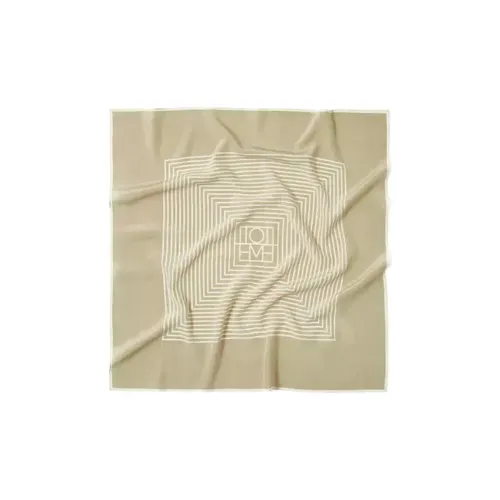 TOTEME Шарфы из шелка Тутовый Женские