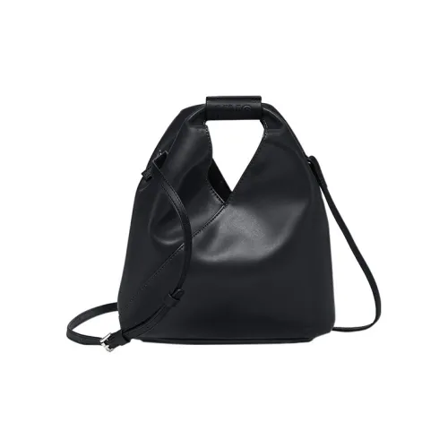 MM6 MAISON MARGIELA Сумка через плечо из коровьей кожи женская черная