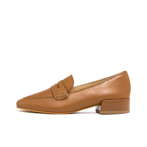 Clarks Грубый каблук Туфли Мэри Джейн Женские Темная умбровая