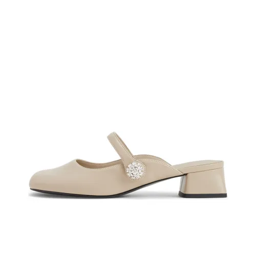 CHARLES KEITH Стильные с квадратным каблуком сандалии для женщин