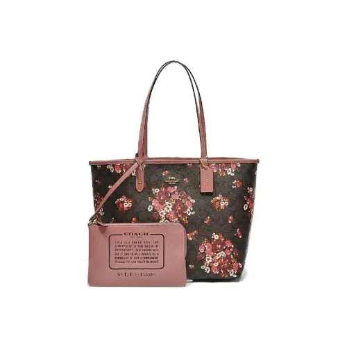 COACH Городские Сумки через плечо Женские