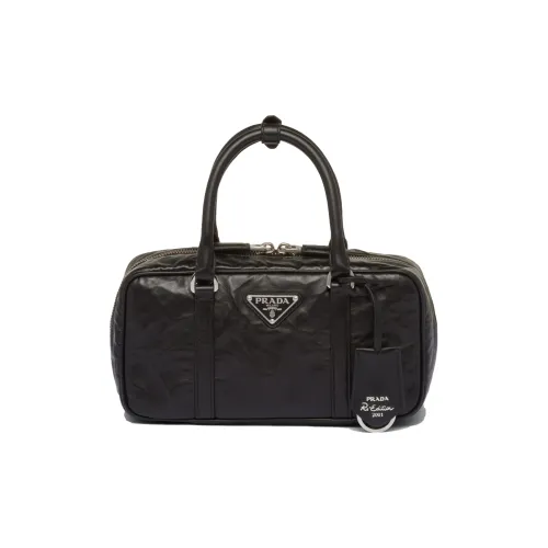 PRADA Овчина Кожа Сумка через плечо Сумка Маленькая Женская Черная