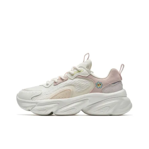 XTEP Claw Shoes 2,0 Дышащие и противоскользящие Низкие Топы Спортивная Повседневная Обувь Женская Белая Розовая