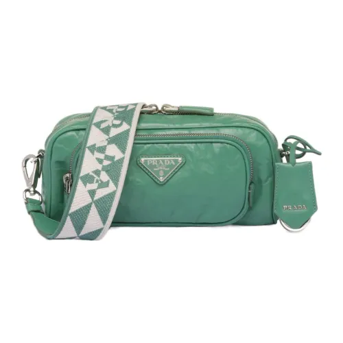 PRADA Сумки через плечо Женские