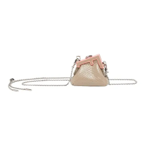 Fendi First Сумки через плечо Женские