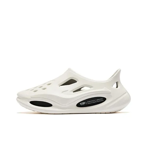 Erke Infinite Lite Sabo Спортивные сандалии цвет слоновая кость черный