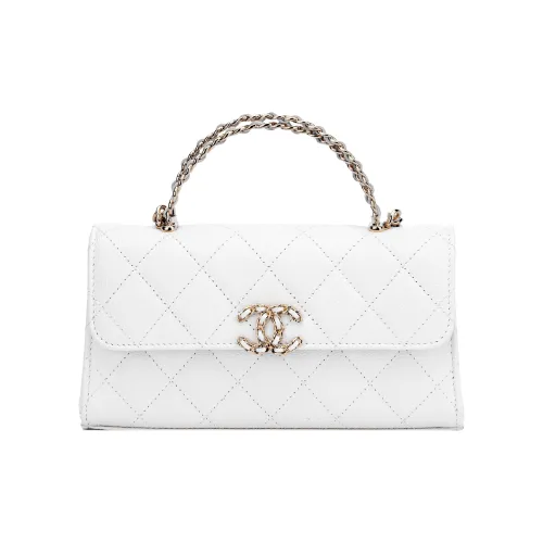 CHANEL Клатчи Женские