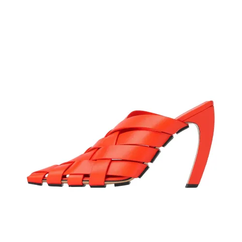 Bottega Veneta Домашние тапочки Женские