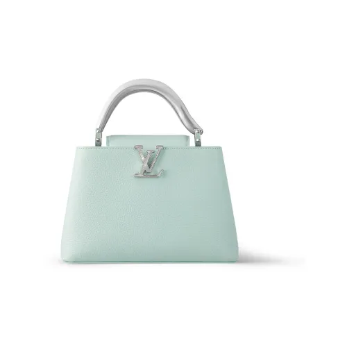 LOUIS VUITTON Capucines Taurillon Кожа Сумка через плечо Сумка Женская Цвет Селадон Зеленый