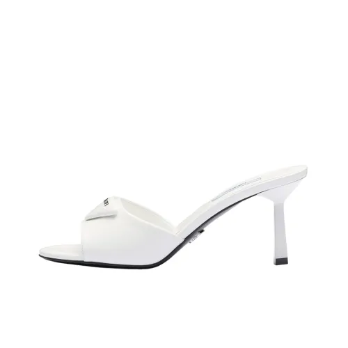 PRADA Стильные сандалии 7,5 см Женские Белые
