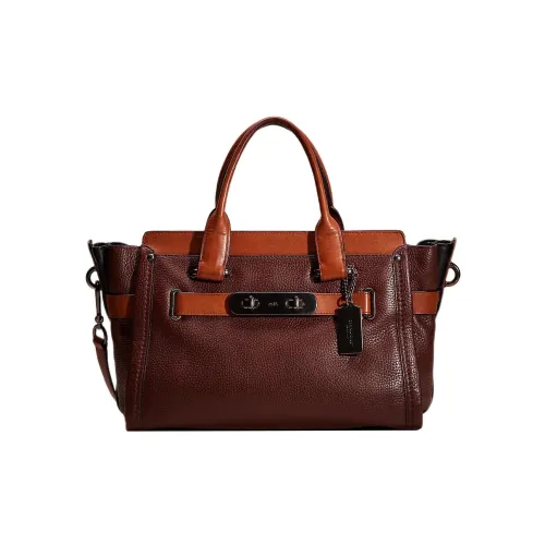 COACH Swagger Сумка через плечо из крупнозернистой текстуры женская большой цвет древесный коричневый