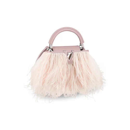LOUIS VUITTON Capucines Струсь Перо с Овчина Комбинированный Сумка через плечо Сумка Мини Женская Розовая
