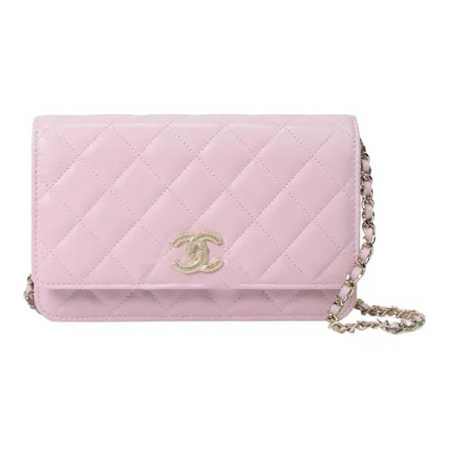 CHANEL Женские кошельки