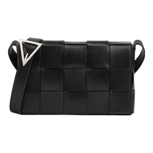 Bottega Veneta CASSETTE Pillow Bag Сумка через плечо Мужская