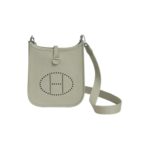 HERMES Evelyne Taurillon Clemence Bullock Кожа Сумка через плечо Мини Женская Гранитно-серый