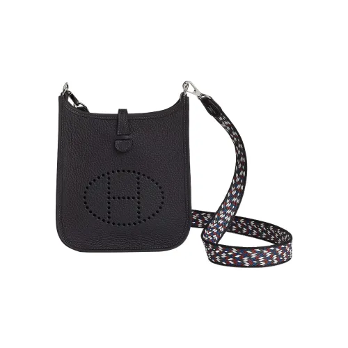 HERMES Evelyne Clemence Bullock Кожа Сумка через плечо Сумка на плечо Женская Темно-синий и Черно-белый