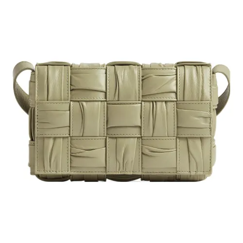 Bottega Veneta CASSETTE Сумки через плечо Женские