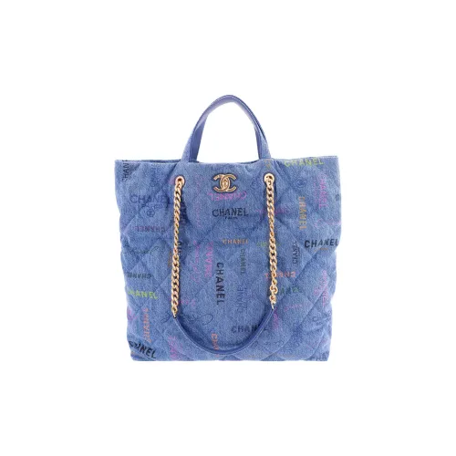CHANEL Клатчи Женские