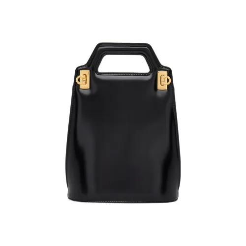 FERRAGAMO Сумка через плечо из коровьей кожи мини-сумка женская черная