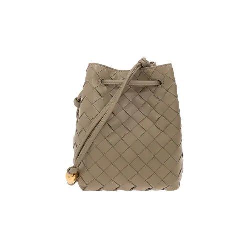Bottega Veneta Sheepskin Bucket Bag Shoulder Bag Women's Light Brown Bottega Veneta Овчина Сумка-ведро Сумка через плечо Женская Светло-коричневая